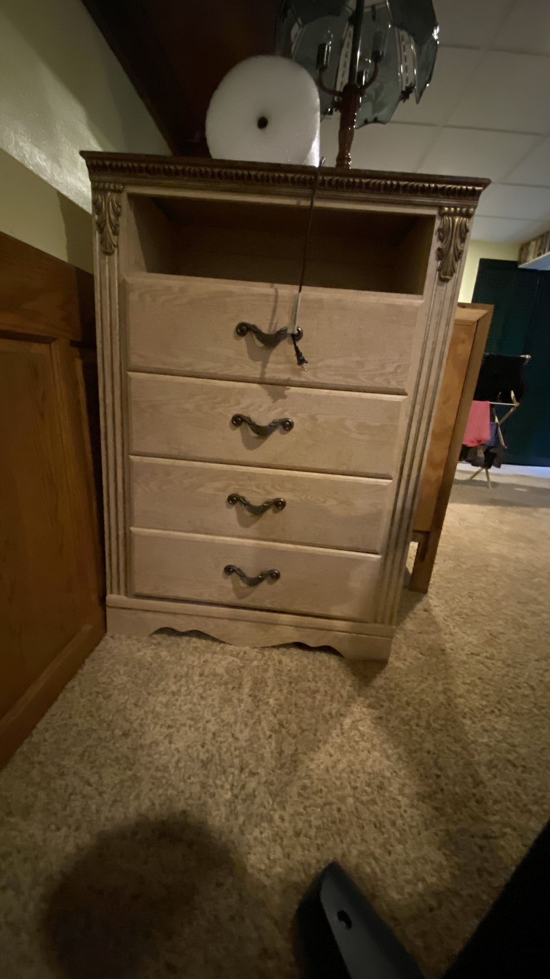 Queen Bedroom Set Includes Mattress That Always Had A Foam Pad On Top Of Mattress