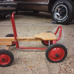 Radio Flyer Row-A-Cart
