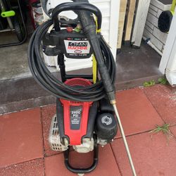 Simpson 2400PSI Pressure Washer 