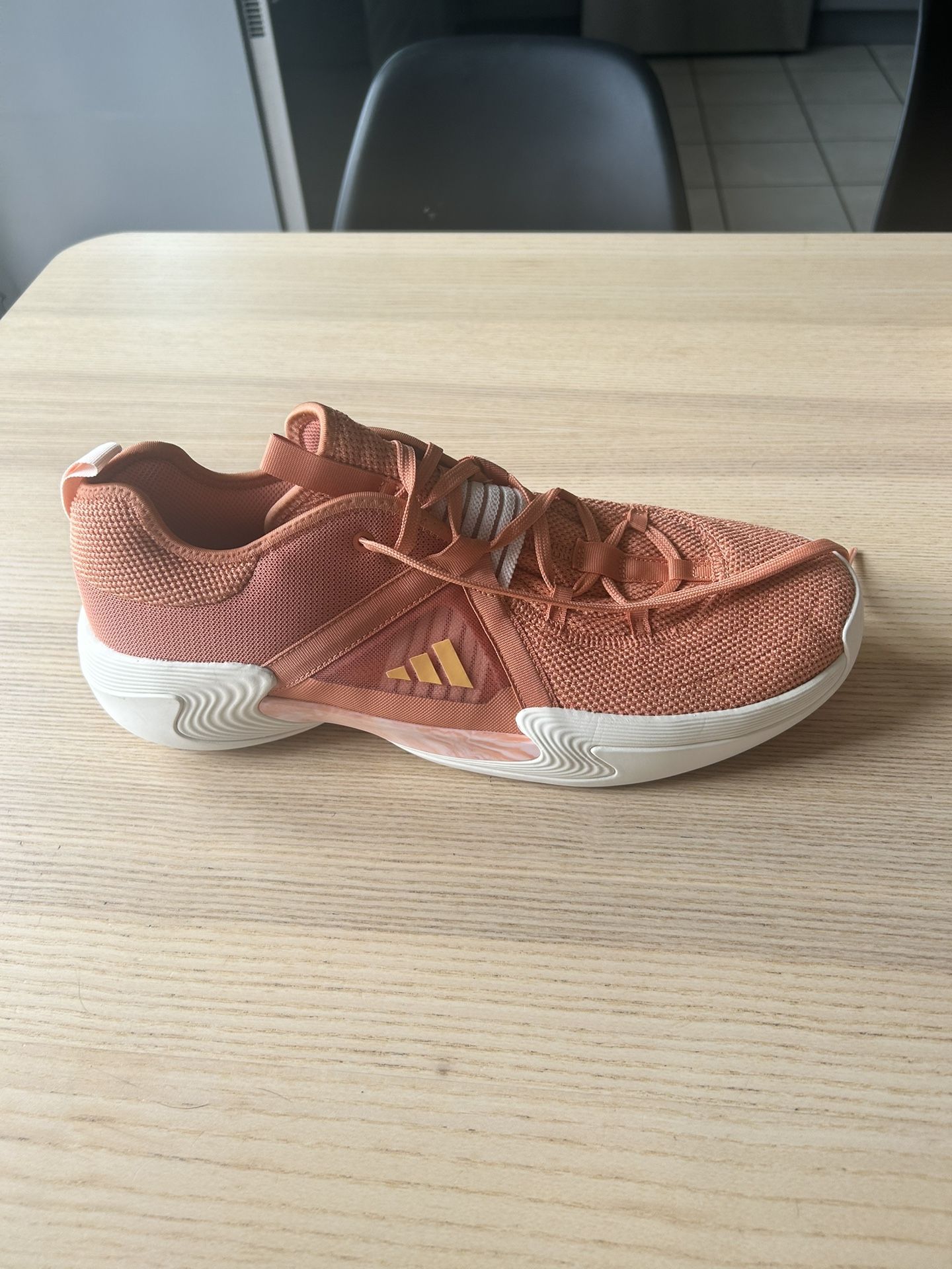 Adidas Exhibit Select Size 15