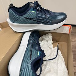 Nike Men's Interact Run Running Shoes