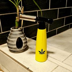 Yellow Torch 7" - Refillable Butane Pen Torch (SF)