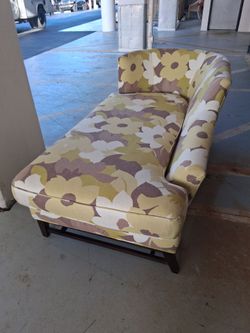 Retro Floral Chaise Lounge