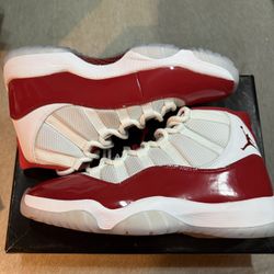 Jordan Retro 11 Cherry Size 11