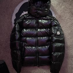 Moncler maya