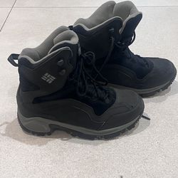 Columbia Backramp techlite boots