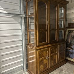 Display / China Cabinet