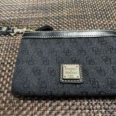 Dooney Bourke Wristlet 