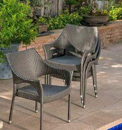 4 outdoor patio wicker stackable chairs