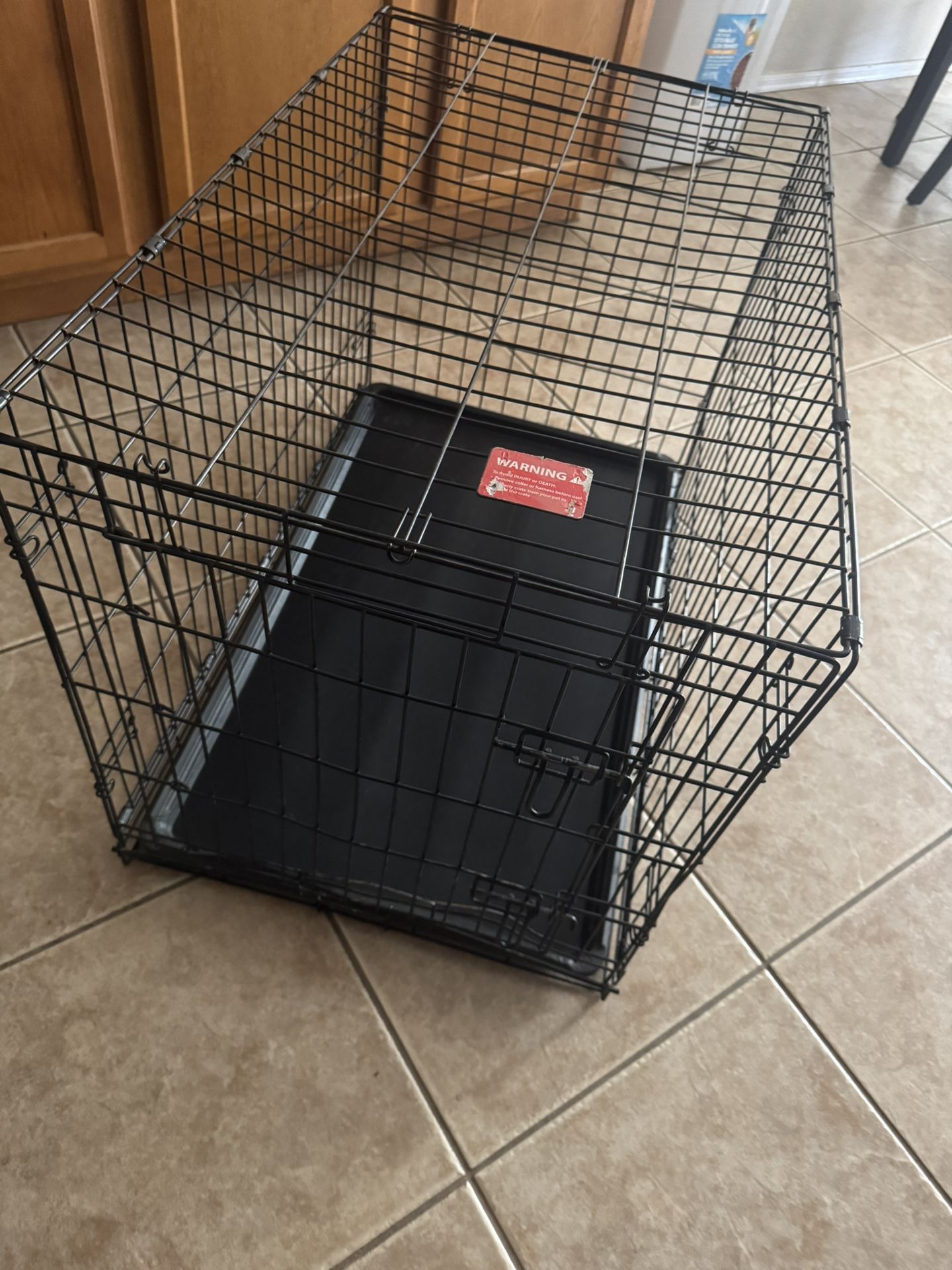 Dog crate- medium size