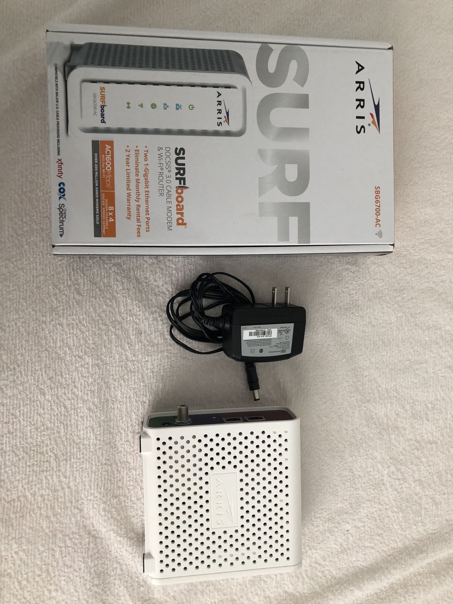 Arris Surfboard Cable Modem Wi-Fi Router - SBG6700AC