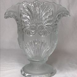 Vintage Gorgeous Raised Fan Design Frosted and Clear Vase Thick And Heavy