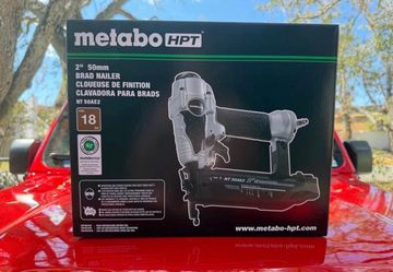New In Box Metabo HPT 2 inch 50mm Brad Nailer NT 50AE2