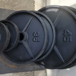 Deep Dish Olympic Plates 45's, 35's And 10's