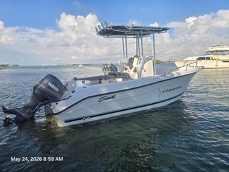 2001 seaswirl 21' 6"
