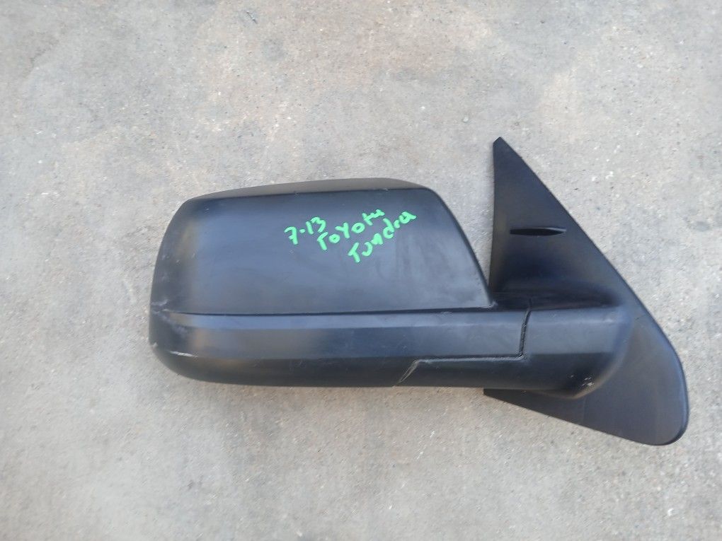 2008-2013 Toyota Tundra Door Mirror RH