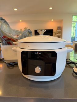 Instant Pot Superior Cooker 7.5Qt Slow Cooker/Multicooker — Brand New, Never Used