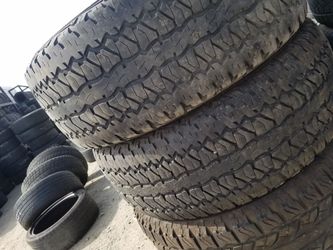 2 pairs of tires size 275/60/20