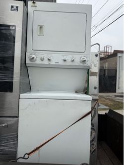 Kenmore stackable white 27”width gas