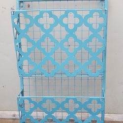 Fashionable Teal Color Metal Hanging Metal Magazine Rack Towel Holder.