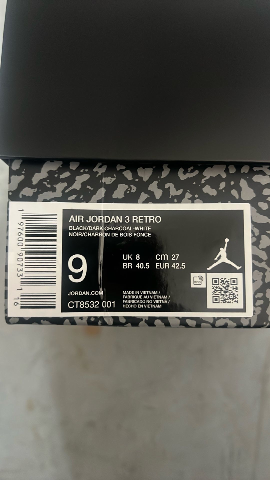 Jordan 3 Black Cat Size 9 