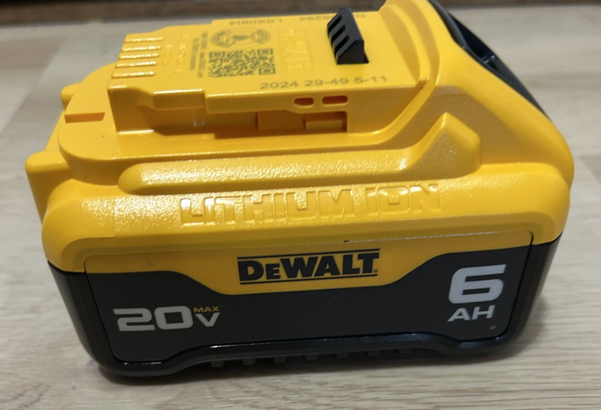 Dewalt Battery