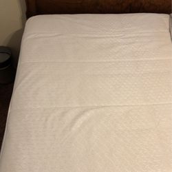 Hardly Used Mattress and Older Box Spring Full $240