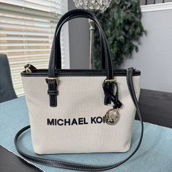 Michael Kors Jet Set Canvas Tote Bag