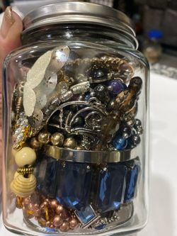 Jewelry jar