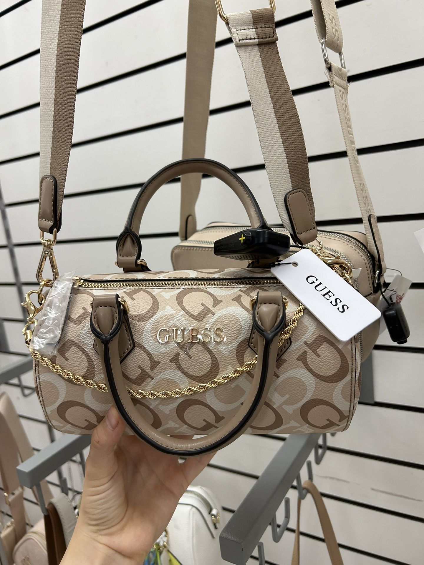 Guess Shoulder Bag