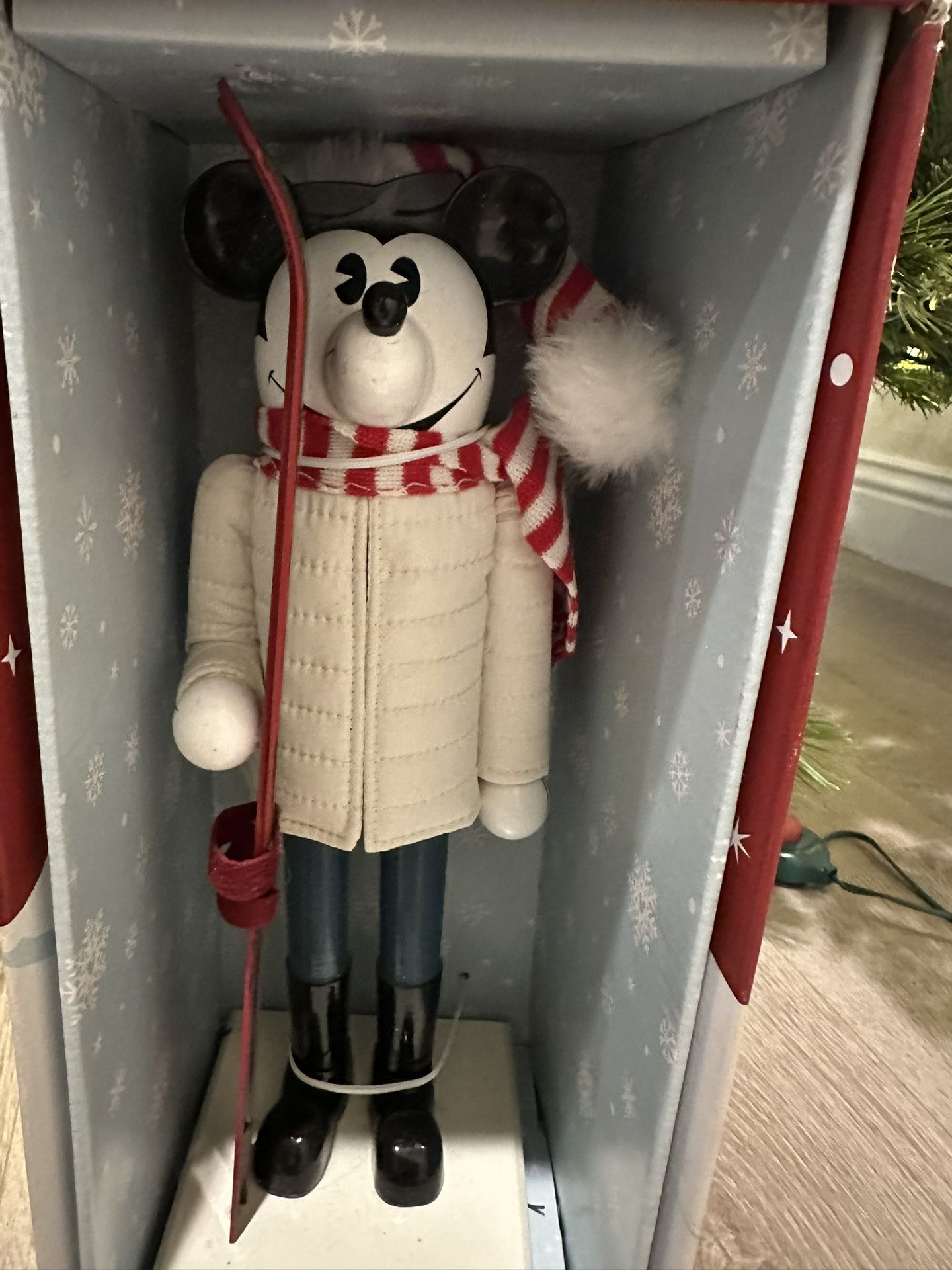 Christmas Mickey Mouse decor