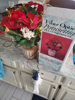 Fiber optic poinsettia