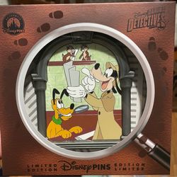 Disney Daring Detectives Jumbo Goofy, Pluto,Chip & Dale Pin - LE 2000