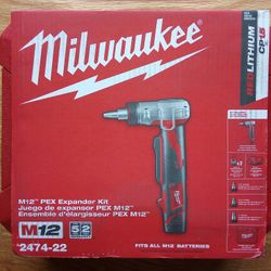 Milwaukee M12 PEX Expansion Kit 
