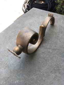 Shelf brackets