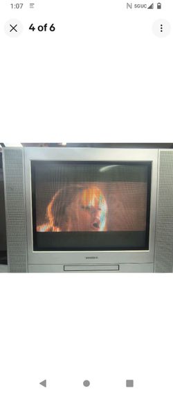 Toshiba 14 inch crt retro gaming tv with dvd. Working