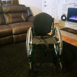 Ultralight Wheelchair