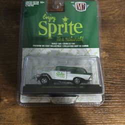 M2 Machines  Enjoy Sprit Car