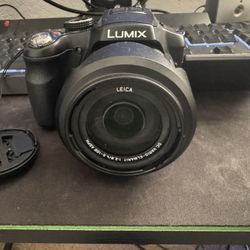 Panasonic Lumix DMC-FZ200