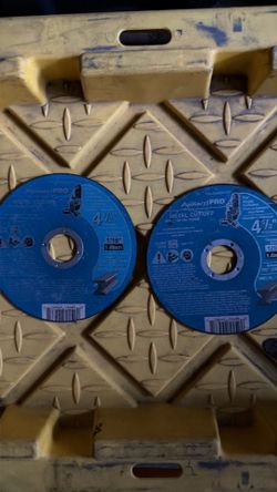 2x Grinder discs