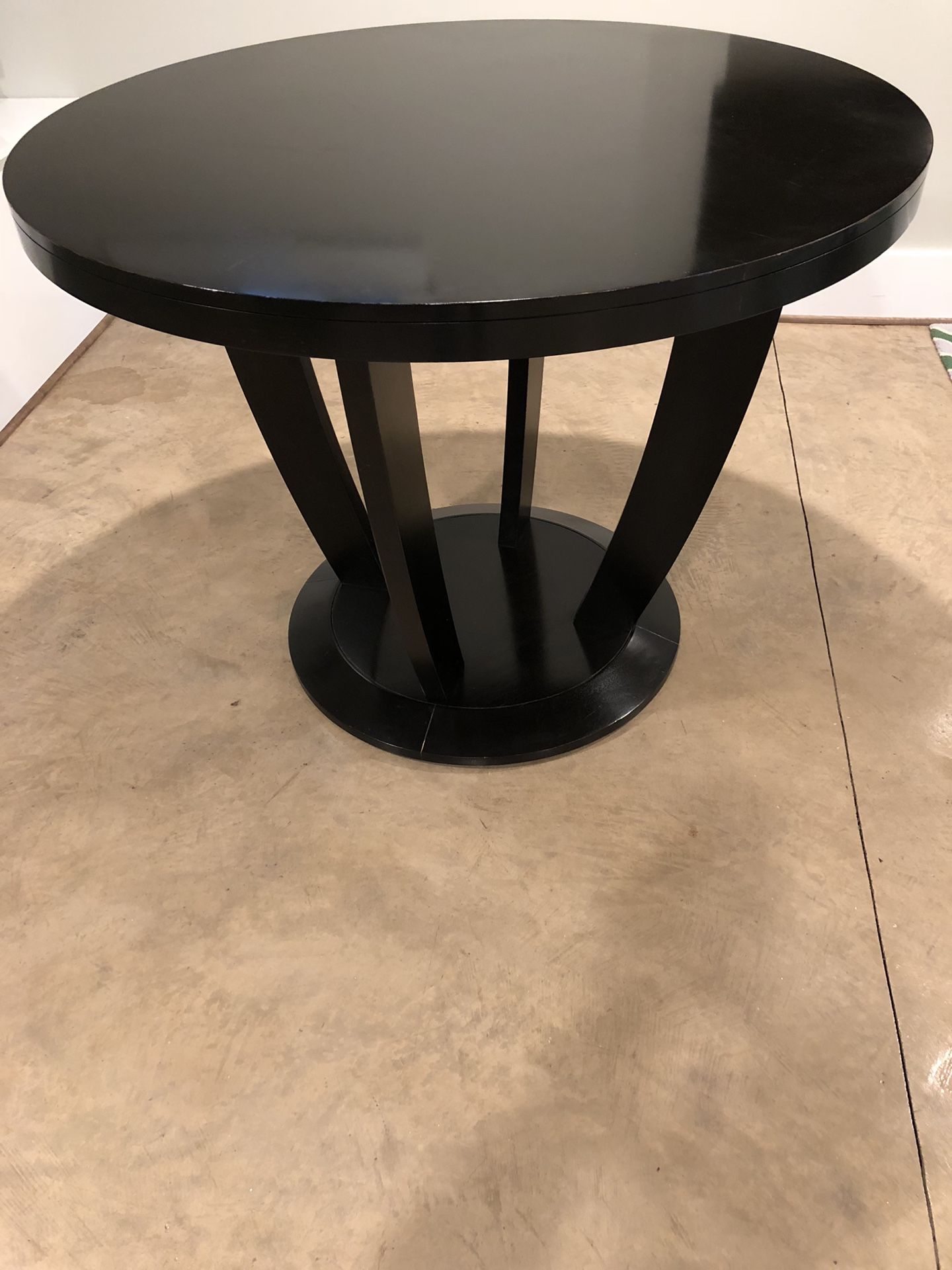 Counter height Pub Table