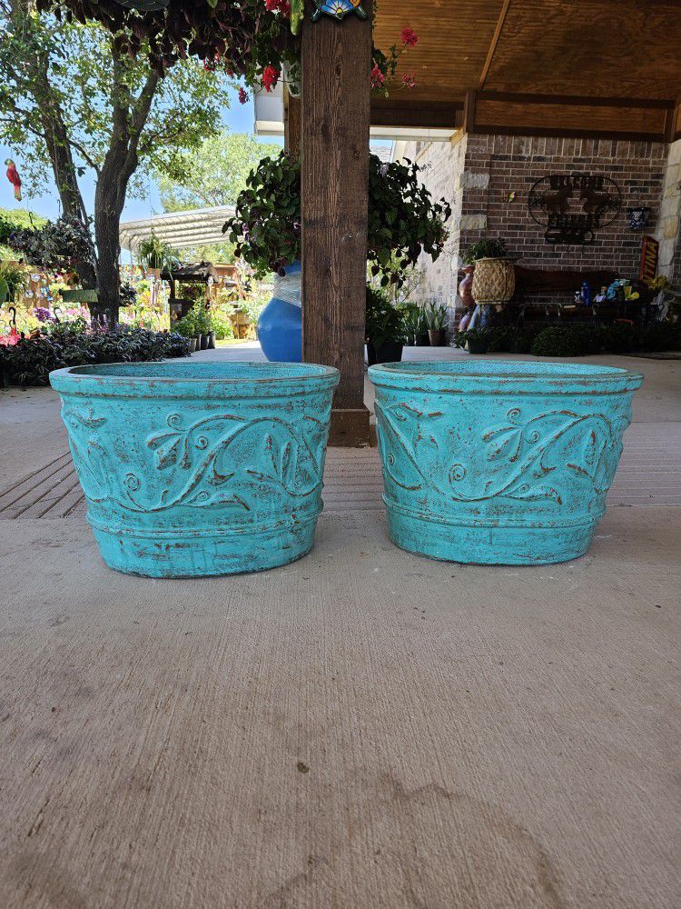 Oval Teal Blue Clay Pots . (Planters) Plants, Pottery, Talavera $65 cada una.