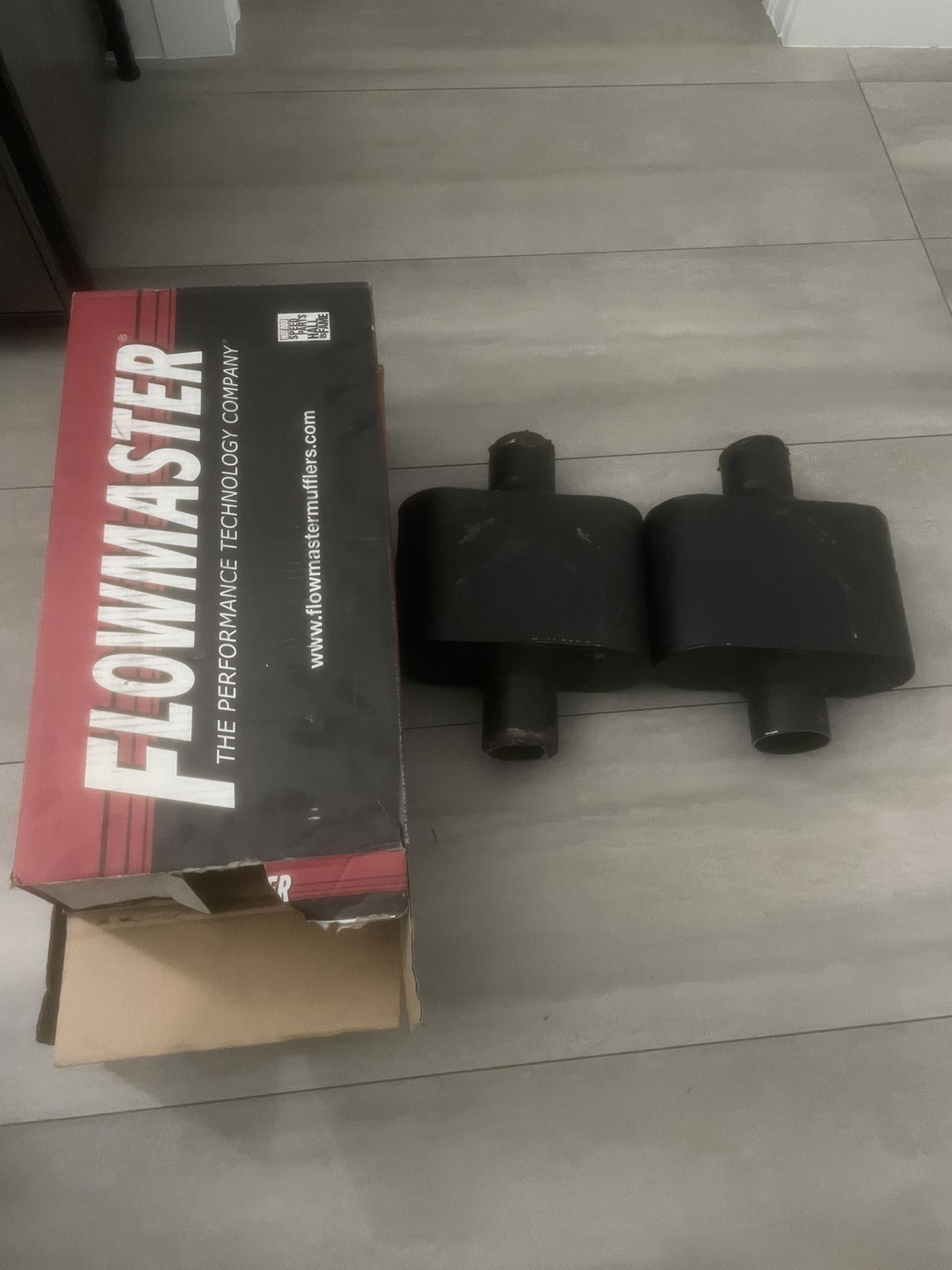 Super 10 Flowmaster Mufflers
