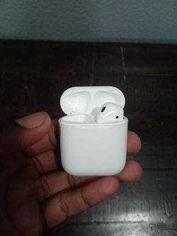 Airpod Gen one airpods