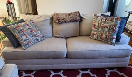 Free Furniture