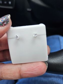 Mossinate earring studs