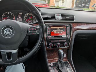 2013 Volkswagen Passat