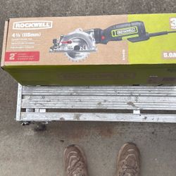 Rockwell 4 1/2 Inch Compact Circular Saw