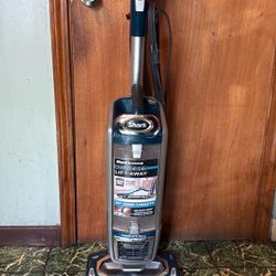 Vacuum Shark Powered 