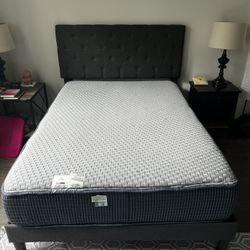 Full Bed Mattress And Bed Frame 
